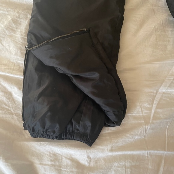 Boy GAP light winter pants - size 8 - Picture 2 of 3